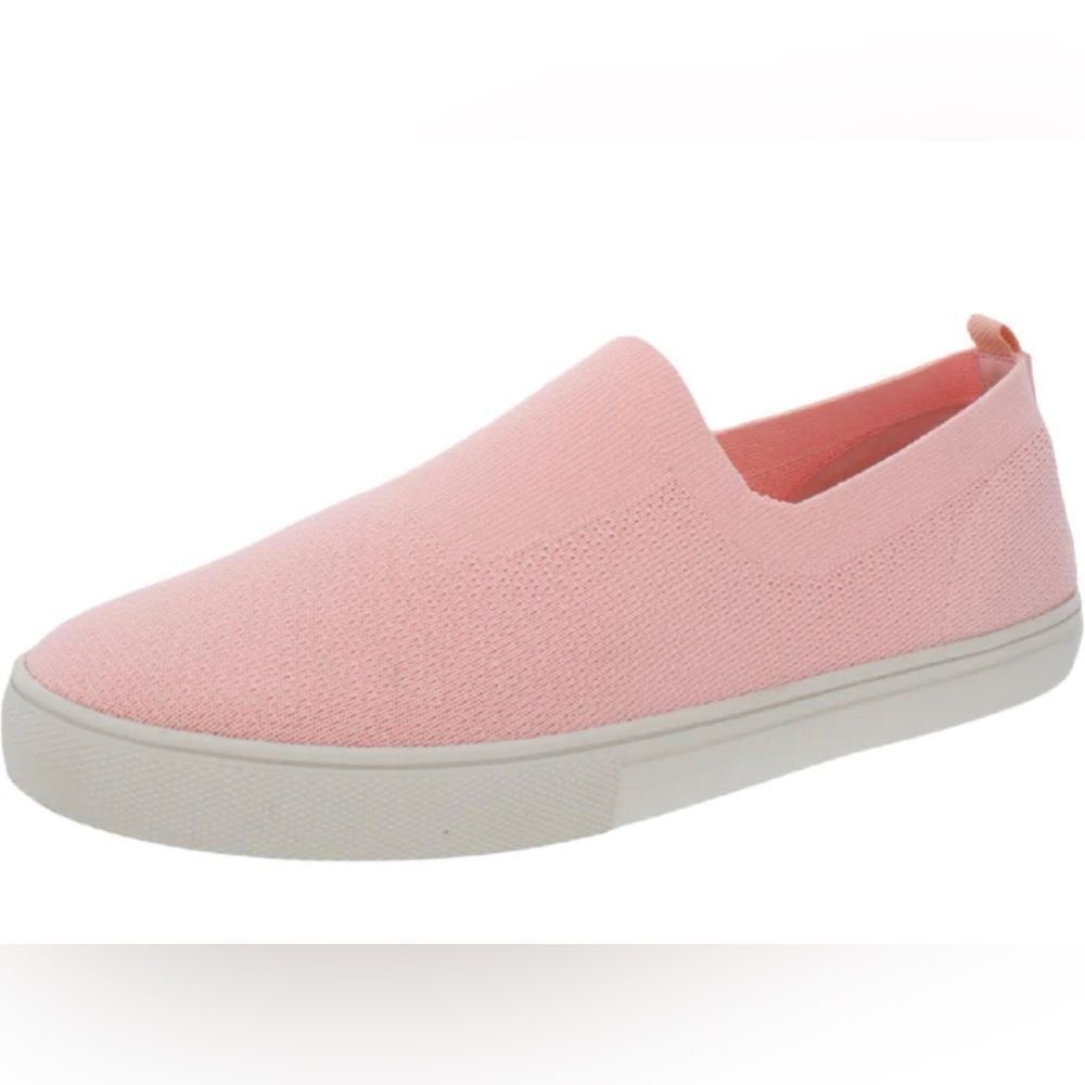 Easy Spirit peach knit slip on casual sneakers size 10.